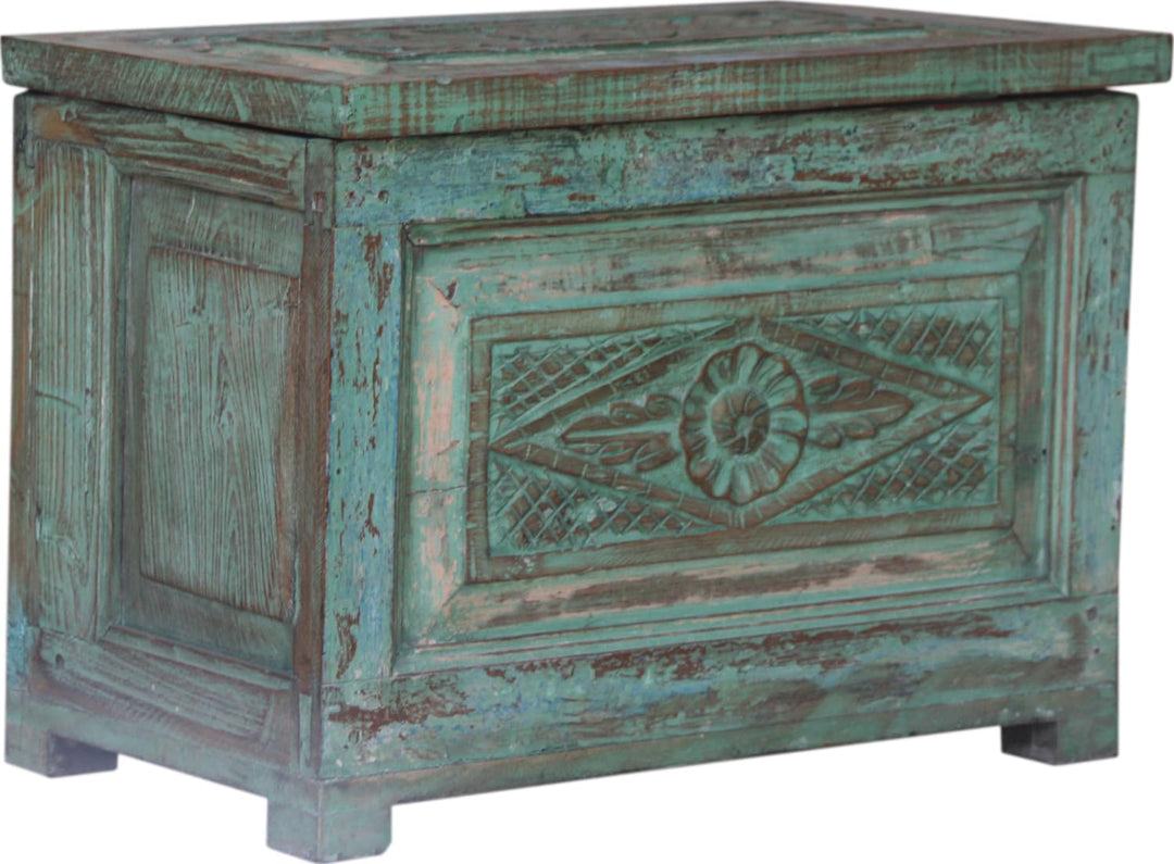 GURU SHOP Vintage Holzbox, Holztruhe, Couchtisch, Kaffeetisch aus Massivholz, Verziert - Modell 41,