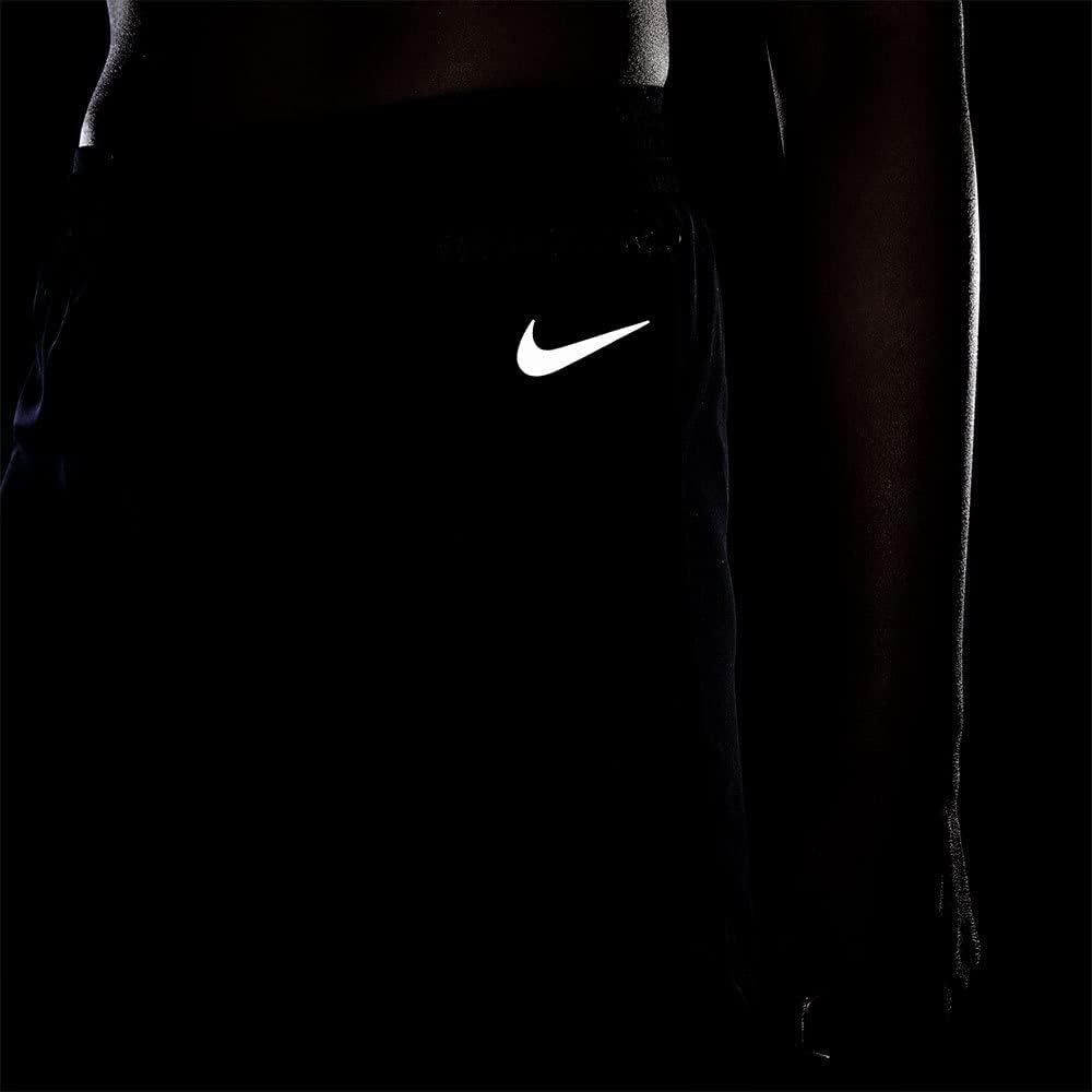 Nike Damen Tempo Luxe Shorts, Shwartz, M