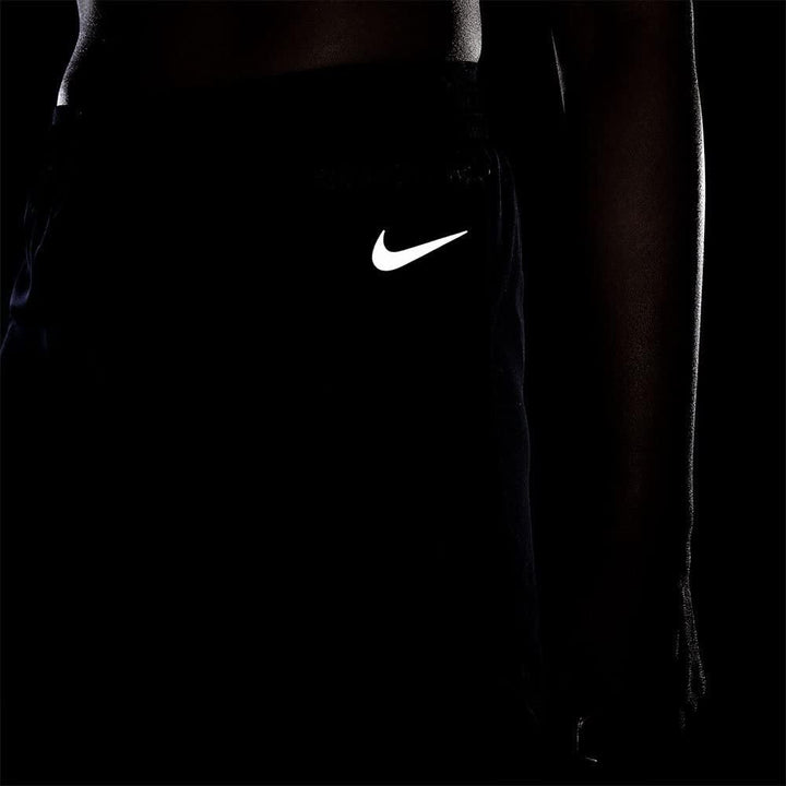 Nike Damen Tempo Luxe Shorts, Shwartz, XS