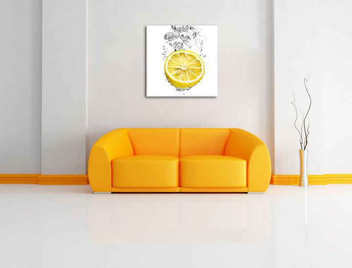Pixxprint ins Wasser gefallene Zitrone als Leinwandbild Quadratisch/Grösse: 70x70 / Wandbild/Kunstdr