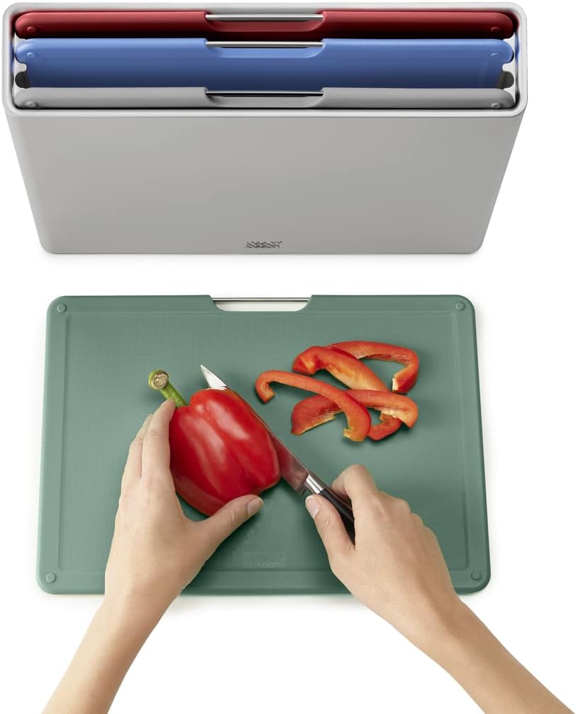 Joseph Joseph Folio 4 Stück Anti-Rutsch-Brett-Set, farbcodierte Schneidebretter mit Aufbewahrungsbox
