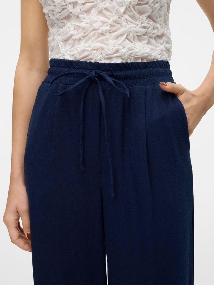 VERO MODA Female Hose mit weitem Beinschnitt VMJESMILO Mittlere Taille Hose | Wide-leg trousers M Na