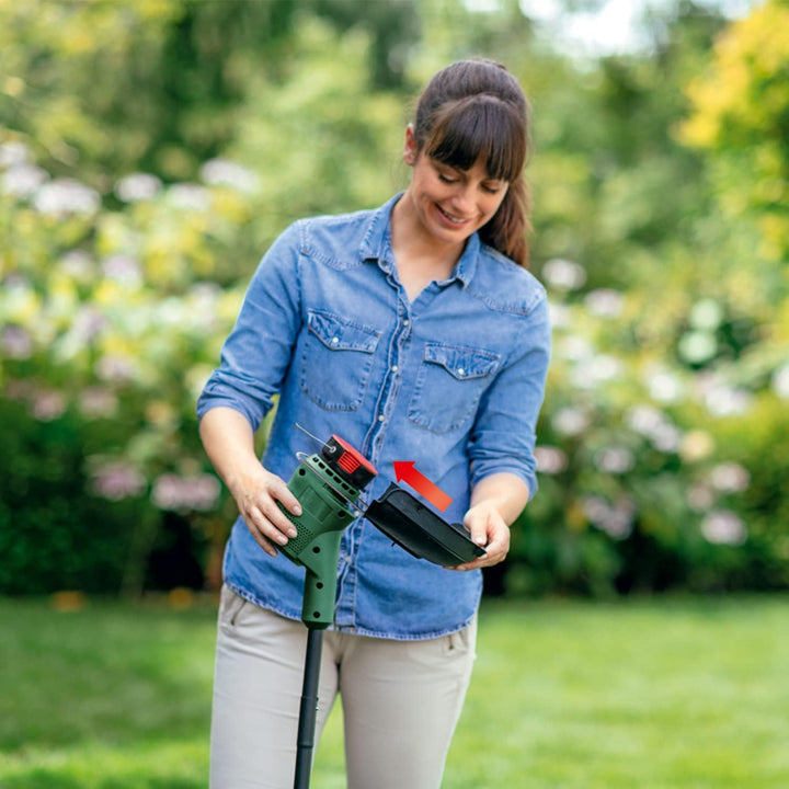 Bosch Akku Rasentrimmer EasyGrassCut 18 (ohne Akku, 18 Volt System, Schnittkreisdurchmesser 26 cm, i
