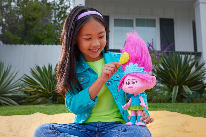 DREAMWORKS TROLLS Rainbow HairTunes Poppy-Puppe - Licht und Geräusche, leuchtendes Haar, Musik und S
