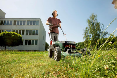 Metabo Akku-Rasenmäher mit Mulchfunktion RM 36-18 LTX BL 46 (601606650) für grosse Flächen im Garten