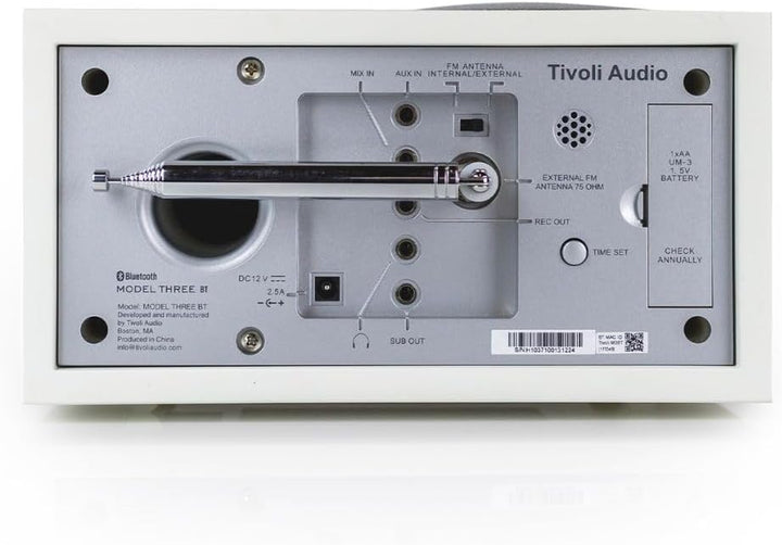 Tivoli Audio Model Three Bluetooth UKW-/MW-Radiowecker (Weiss/Silver) Weiss / Silber, Weiss / Silber