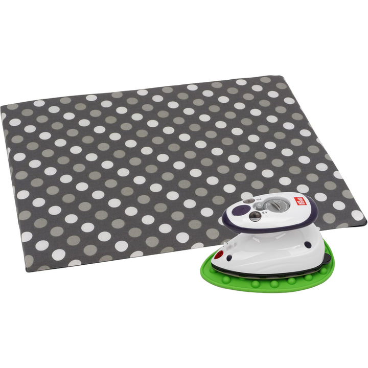 SEMPLIX Bügel Set – Bügelunterlage mit rutschhemmender Rückseite 30 x 40 cm, Mini Bügeleisenablage 1
