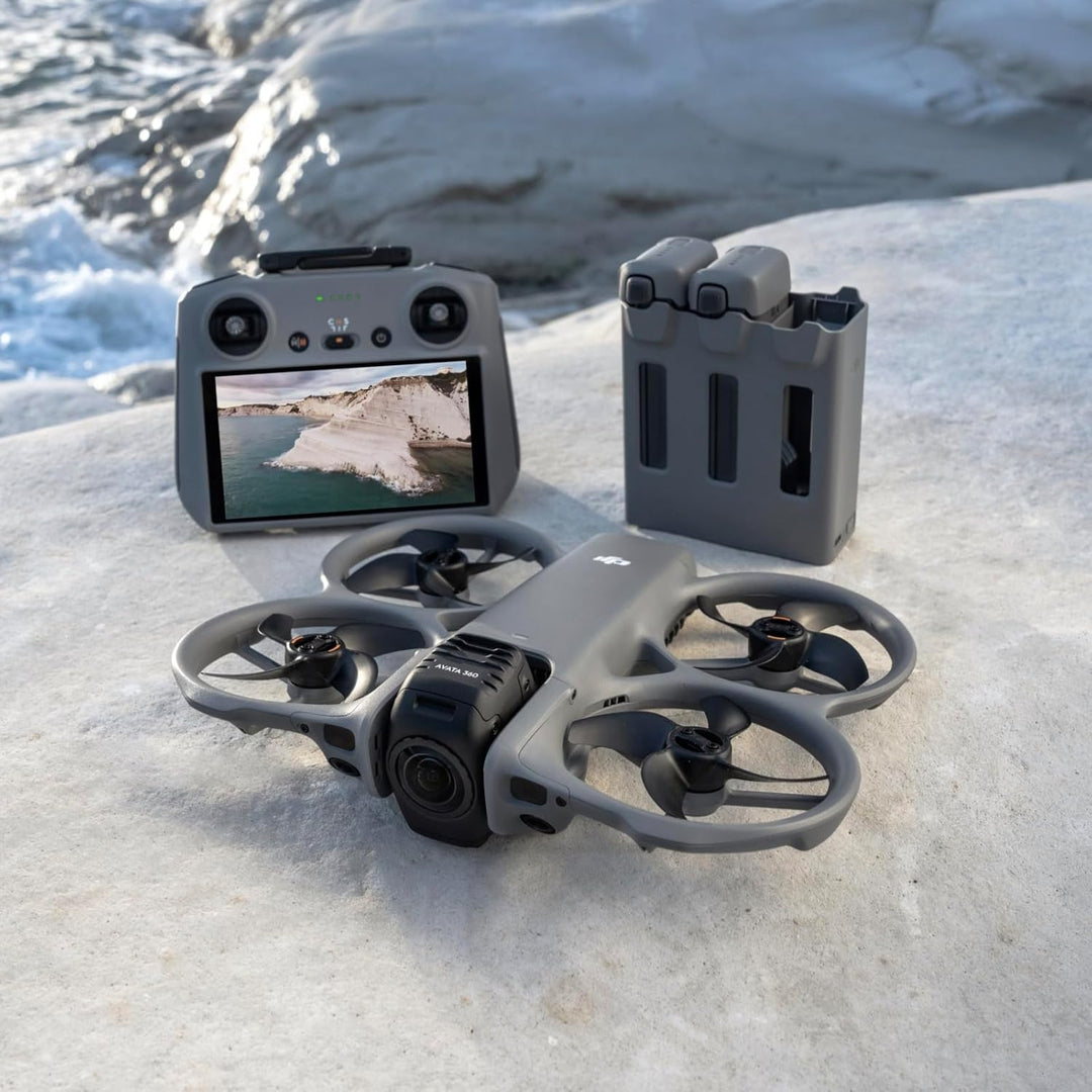 DJI Avata 360 Fly More Combo (RC 2) mit Zubehör, 360°-Drohne mit 1-Zoll-8K-Imaging für FPV- und Luft