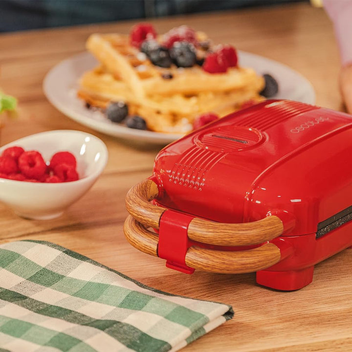 Cecotec Sandwichmaker Vintage Rock'Ntoast Retro One Rot. 700W, 3 austauschbare Platten, Retro-Design