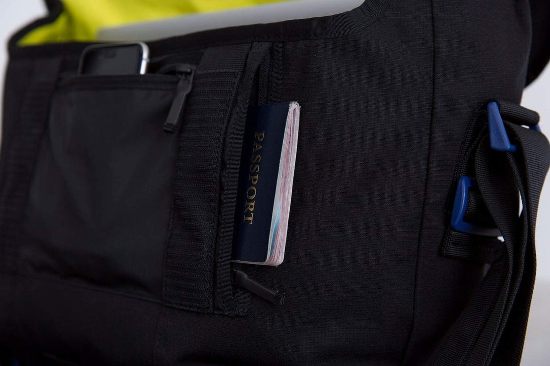 Timbuk2 Unisex-Erwachsene (nur Gepäck), leichte Kuriertasche, Gepäck, Kuriertasche, XS Jet Black/Blu