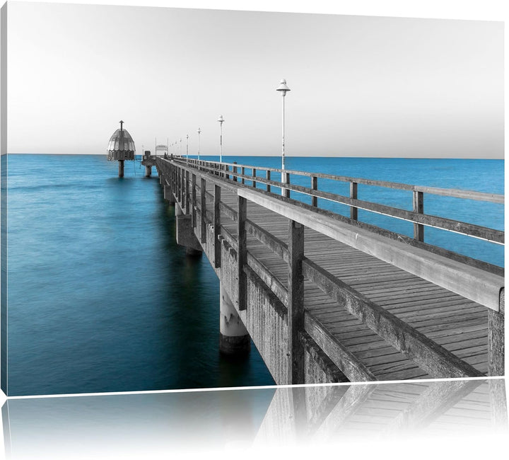 Langer Pier Steg ins Meer schwarz/weiss Format: 100x70 auf Leinwand, XXL riesige Bilder fertig gerah