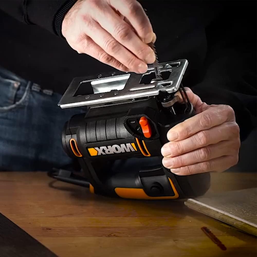 WORX WX477.1 Stichsäge 550W zum Schneiden von Holz, Stahl &amp; Aluminium - ideal für Gehrungsschnitte –