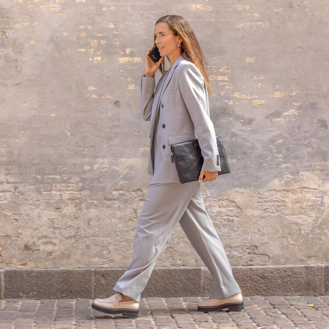 dbramante1928 - Skagen Pro+ Laptophülle - Kompatibel für MacBook Pro Laptop Air 13" - Laptop-Hülle -