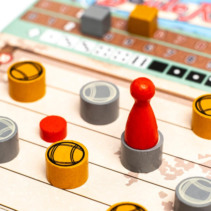 2Tomatoes Games | Boule Rouge | Brettspiel für Teams | Würfel werfen | Über Ihre Bälle zum Boliche!