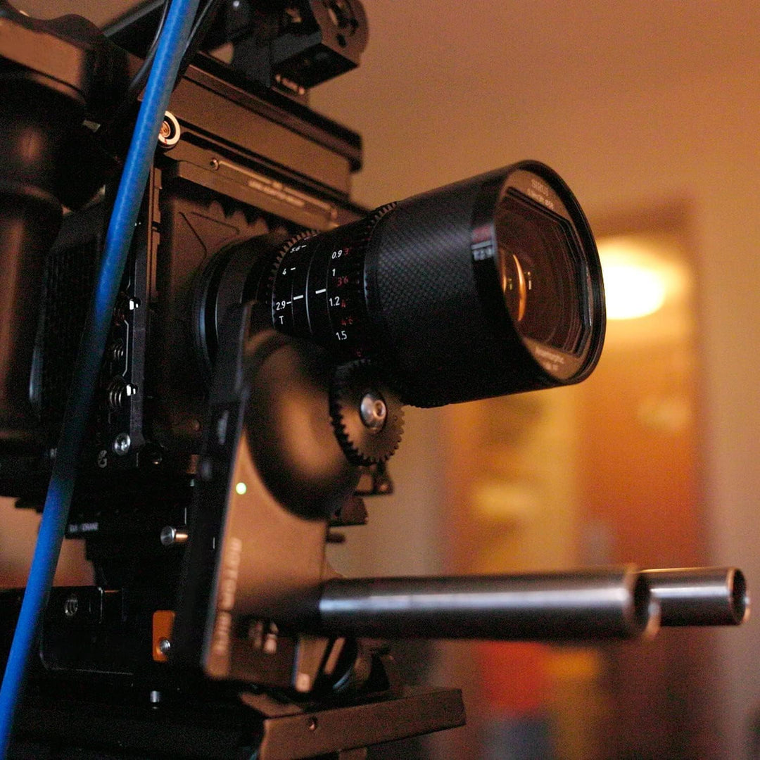 SIRUI Saturn 35mm T2.9 1.6X Vollformat Kohlefaser Anamorphes Prime Objektiv, Leichtes Kino-Objektiv