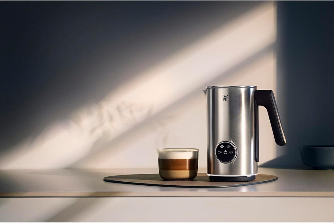 WMF Lumero Design-Milchaufschäumer elektrisch, Frappe Mixer, 100-250 ml, Touch-Display, LED-Licht, 5