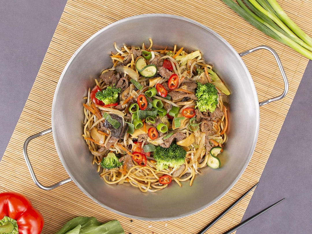 c|h|g Wok aus Eisen geschützt mit flachem Boden Hergestellt in Deutschland