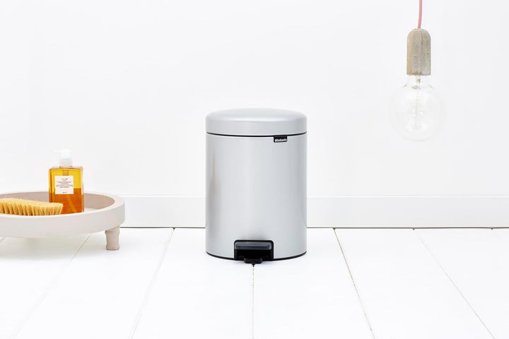 Brabantia 112904 Treteimer mit Inneneimer aus Kunststoff, stahl, Metallic Grau, 5 Liter 5 Liter Meta