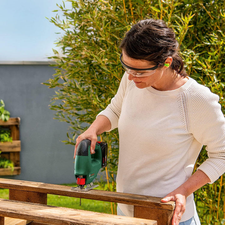 Bosch Akku Stichsäge EasySaw 18V-70 (2,0 Ah Akku, 18 Volt System, mit 1 Stichsägeblatt, Ladegerät AL