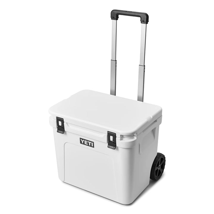 YETI Roadie 60 Rollkühler mit einziehbarem Periskopgriff Weiss, Weiss