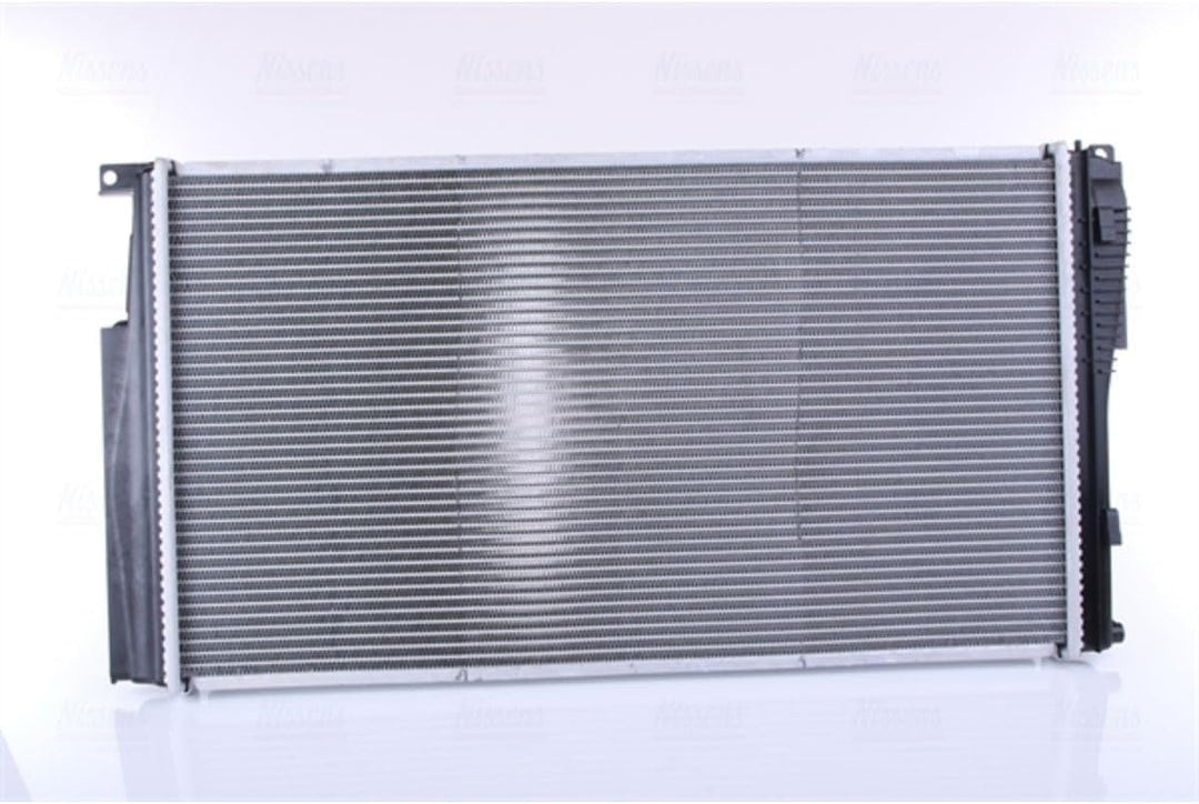 Nissens 60815 Kühler, Motorkühlung