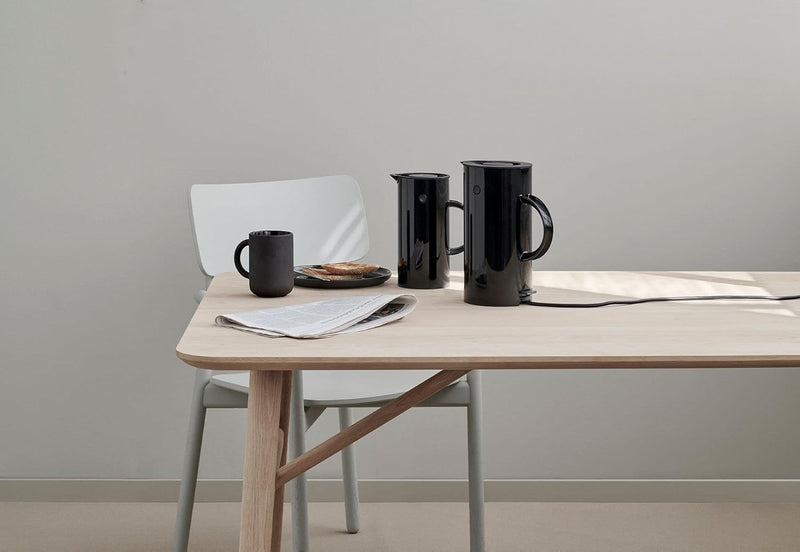 Stelton Wasserkocher EM77 - Elektrischer Kocher, Wasserkessel im skandinavischen Design- Schnell koc