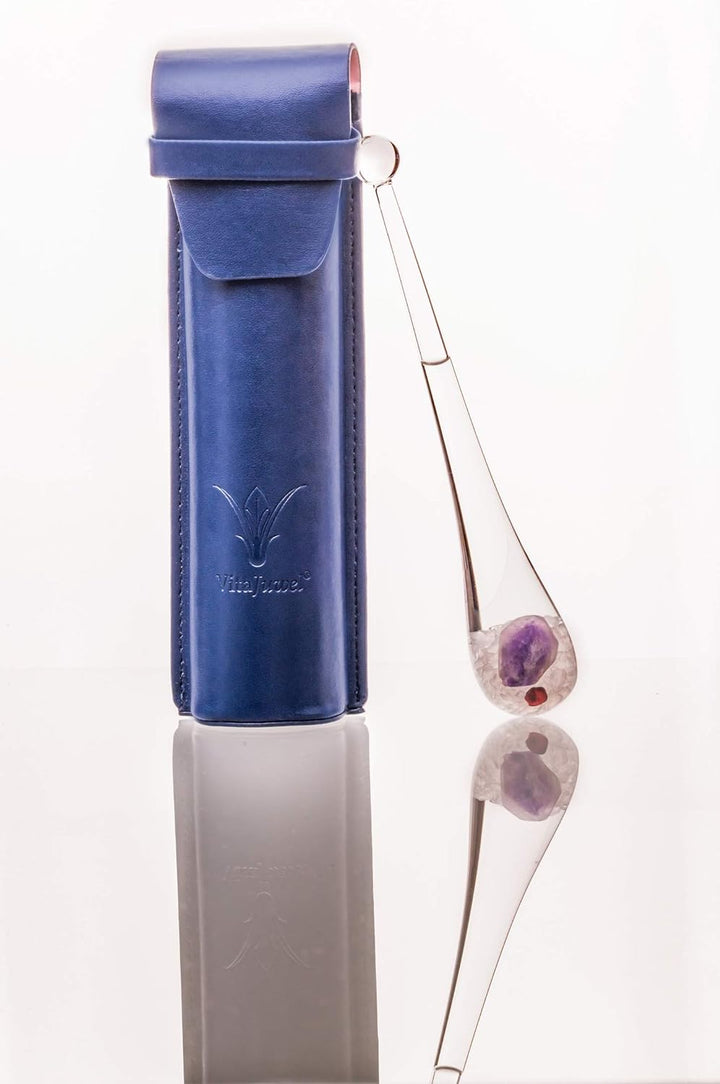 VitaJuwel Phiolino - Edelsteinstab-To-Go mit Amethyst, Granat undd Bergkristall (inkl. Lederetui), E