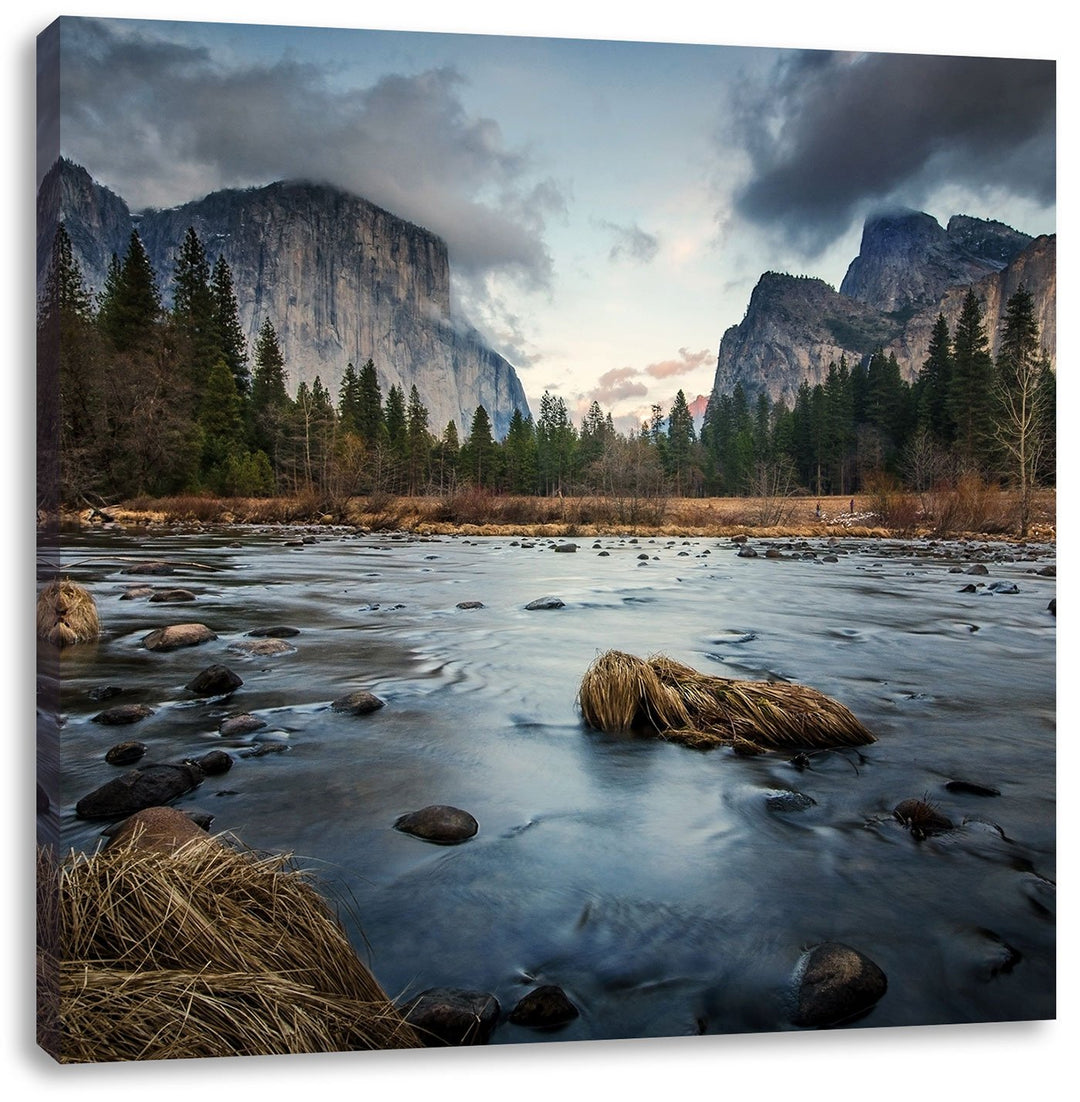 Seichter Fluss im Herbst, Format: 70x70 auf Leinwand, XXL riesige Bilder fertig gerahmt mit Keilrahm