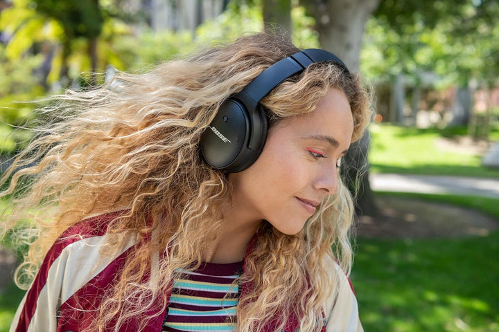 Bose QuietComfort SE kabellose Noise-Cancelling-Bluetooth-Kopfhörer, Mit Soft Case, Schwarz, One Siz