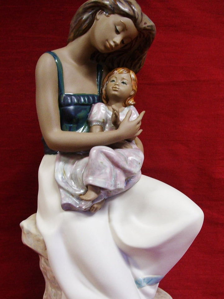 NAO Porcelain by Lladro My Little Girl GRES Collection 2012011