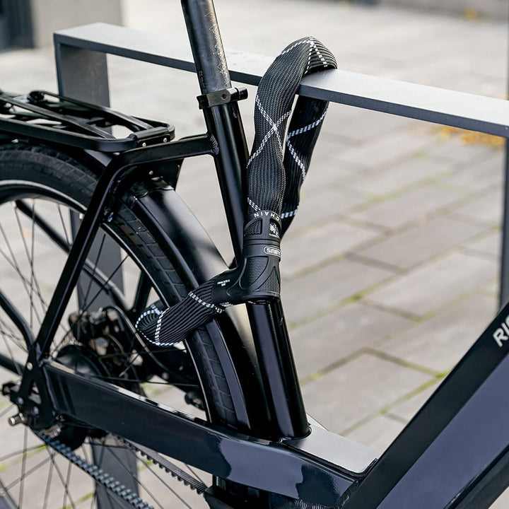 ABUS Kettenschloss Iven Chain 8210 – Fahrradschloss aus gehärtetem Stahl – mit Kunstfaserummantelung