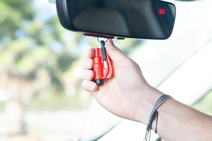 resqme, 3 Stück im Familienpack, das Original-Notfall-Schlüsselanhänger-Autoflucht-Werkzeug, 2-in-1