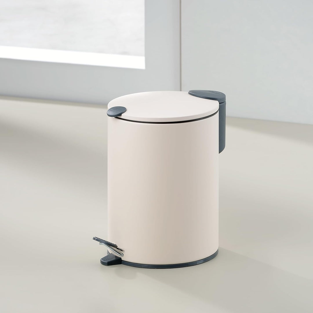 kela Kosmetikeimer Mats, 3 L, Ø 17 cm, Metall, beige, Silent-Close, herausnehmbarer Inneneimer mit T