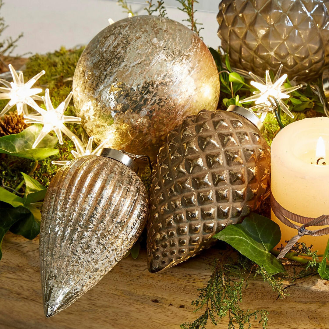 LOBERON® Weihnachtsschmuck 6er Set Layounne, Weihnachtsdeko, Glas, H/Ø ca. 10/10 cm, antiksilber/gra