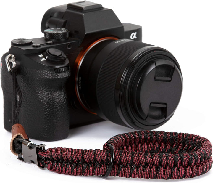 C-Rope Kamera Handschlaufe The Claw aus handgeflochtenem Paracord. Kameragurt mit Schnellverschluss-