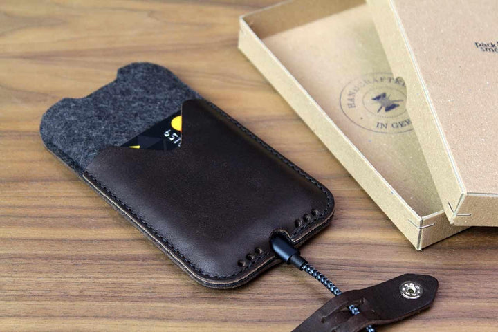 Pack & Smooch Für iPhone 13 Mini und 12 Mini Hülle, Tasche Kirkby aus 100% Merino Wollfilz, Pflanzli