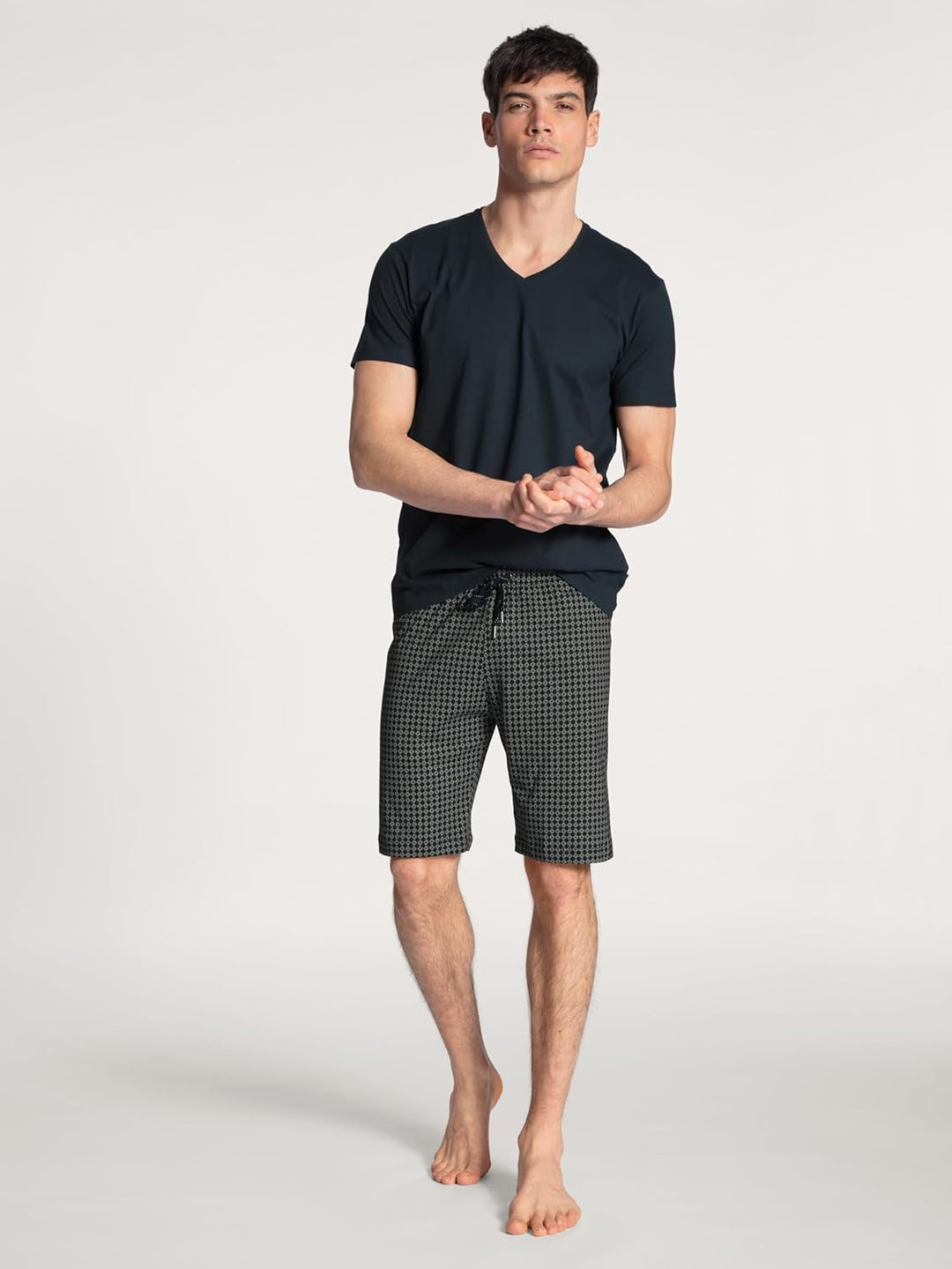 CALIDA Remix Basic Sleep T-Shirt Herren, V-Ausschnitt, aus 100% Baumwolle 50 Dark Sapphire, 50 Dark
