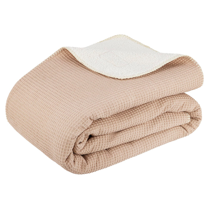 BOHORIA® Kuscheldecke Soft Waffle 110x170cm | Winterdecke flauschig für Sofa, Sessel & Bett | Baum-W