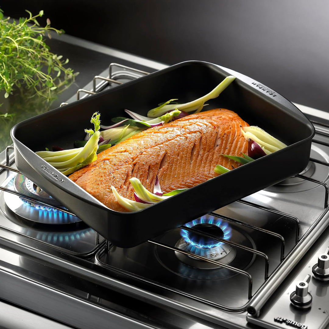 SCANPAN Classic 34 x 22 cm Roasting Pan, Black, 34 x 22 cm