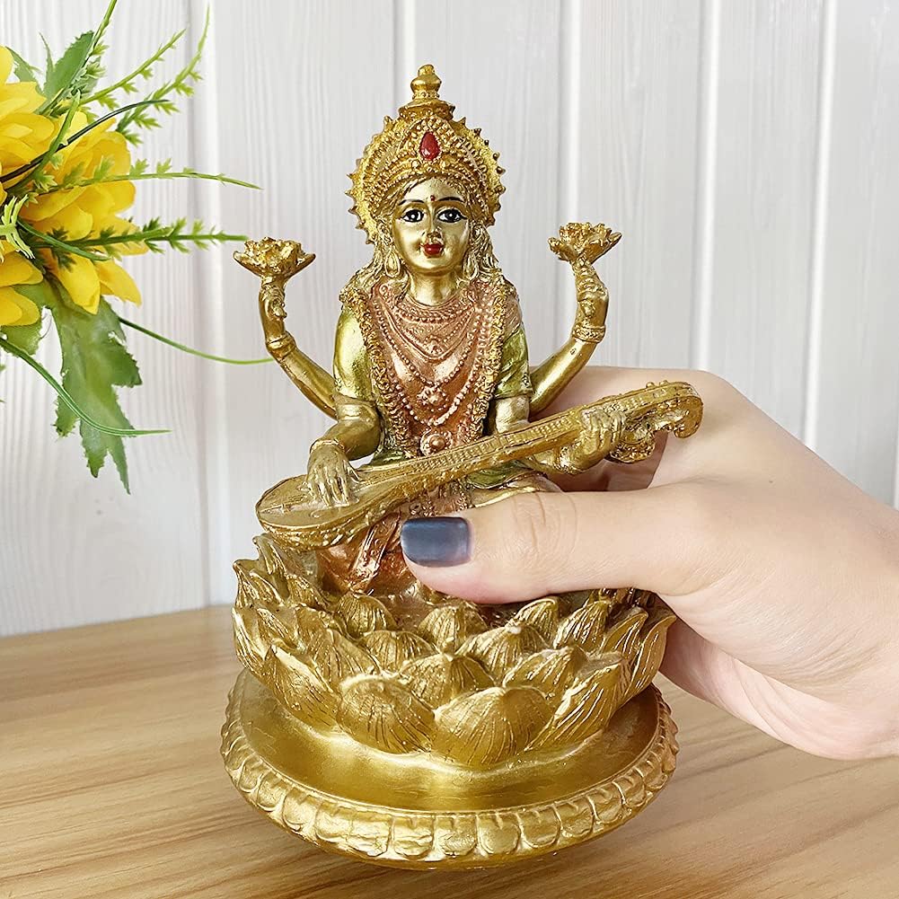 BangBangDa Hindu-Göttin Lord Saraswati Statue – Indisches Idol der Musik sitzend auf Lotus-Skulptur