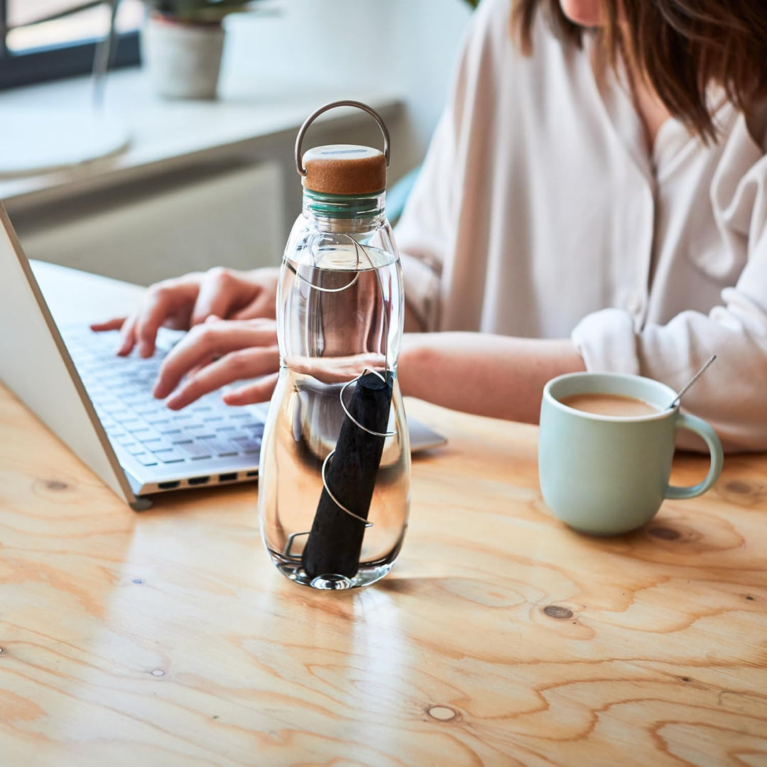 black+blum Eau Good Glas (optimiertes Design), olive, 650 ml 650 ML Olive, 650 ML Olive