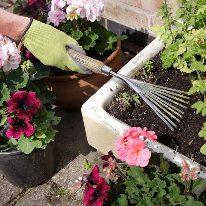 Spear & Jackson 5200KEW Kew Gardens Mini-Beetrechen – Schmaler Handrechen mit Edelstahlzinken, ideal