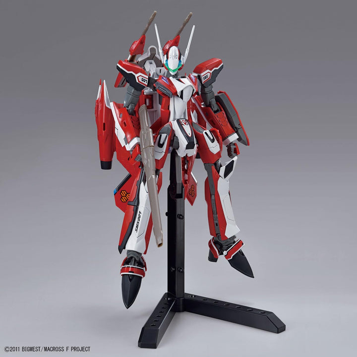 BANDAI MODEL KIT Macross – HG 1/100 YF-29 Durandal Valkyrie (Alto Saotome) – Modellbausatz