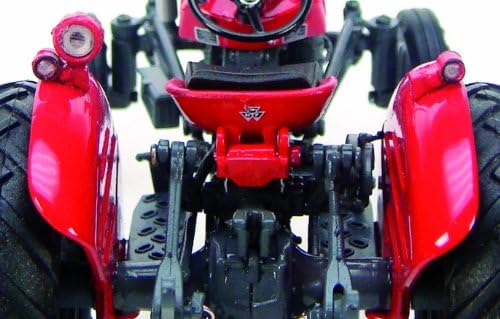 Universal Hobbies - 2701 - Massey Fergusson 35X 1:32 ;