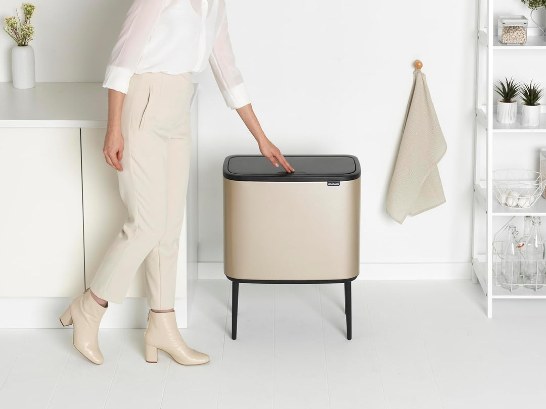 Brabantia Bo Touch Mülleimer Recycling, Metallic Gold, 3 x 11L 3 Inneneimer (3 x 11L) Champagne, 3 I