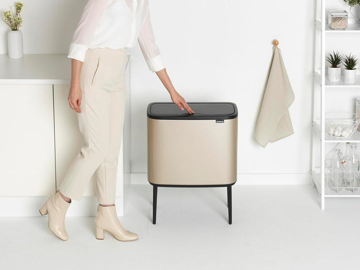 Brabantia Bo Touch Mülleimer Recycling, Metallic Gold, 3 x 11L 3 Inneneimer (3 x 11L) Champagne, 3 I
