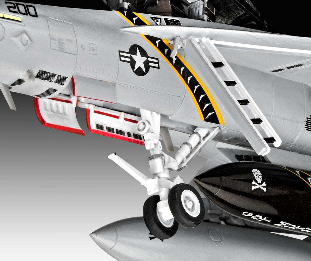 Revell 63834 originalgetreuer Modellbausatz für Fortgeschrittene, unlackiert