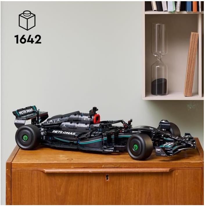LEGO Technic Mercedes-AMG F1 W14 E Performance, Rennwagen-Bauset, massstabsgetreues Modell für Erwac