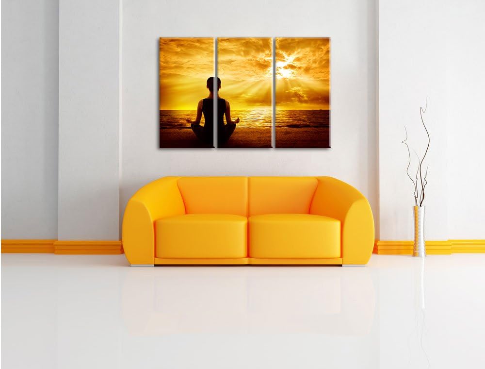 Pixxprint Frau meditiert am Strand als Leinwandbild 3 teilig/Grösse: 3 Teilig (120x80) / Wandbild/Ku