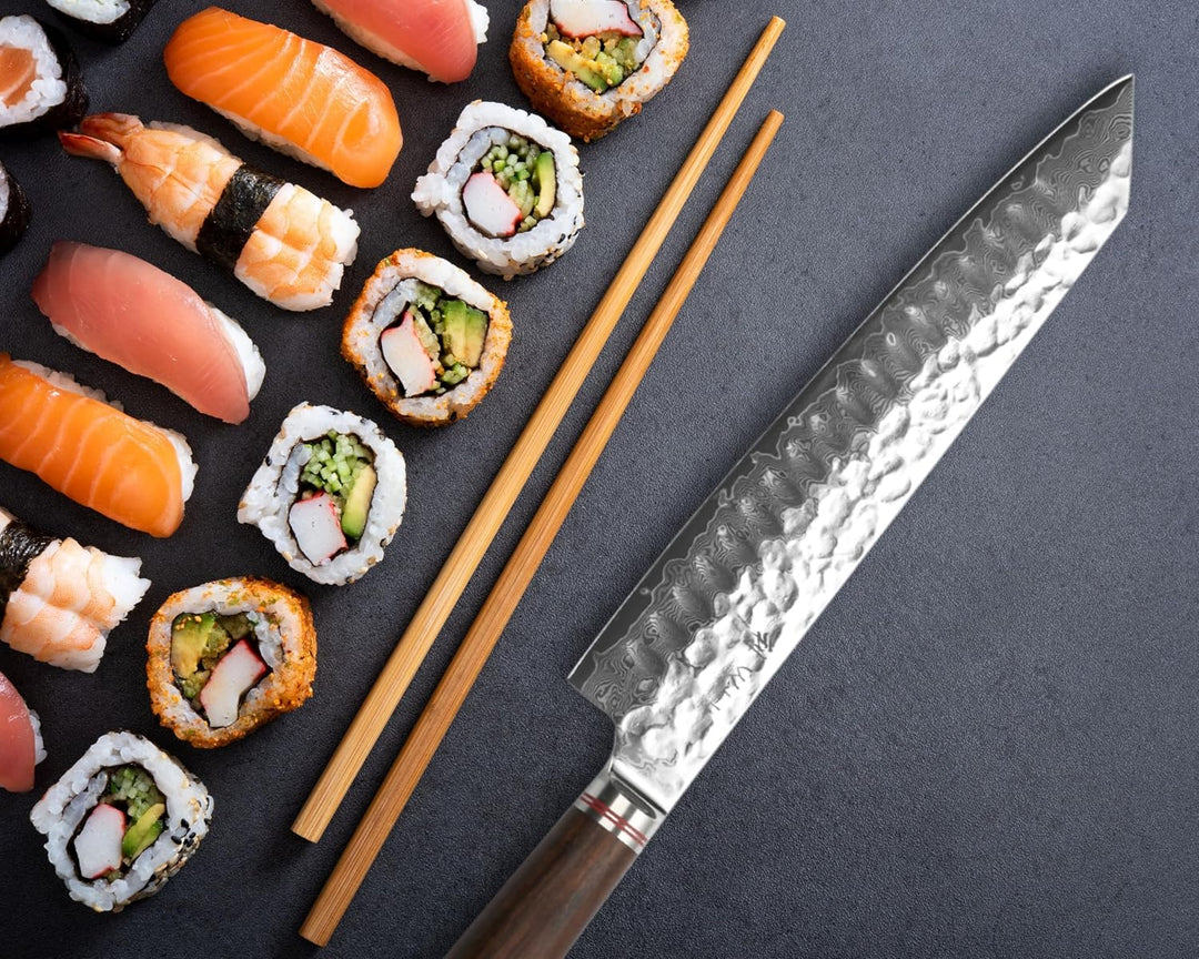 Wakoli Damast Kiritsuke Chefmesser – 20cm Klinge aus 67 Lagen VG10 Damaststahl mit Hammerschlag, erg